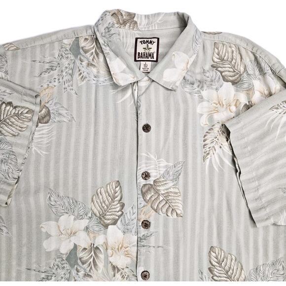 Tommy Bahama Silk Hawaiian Shirt Men's Large Floral Leaf Pattern Short Sleeve - Picture 1 of 6
